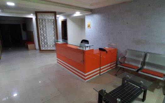https://aufices.com/properties/2000-sq-ft-fully-furnished-office-space-in-a-block-sector-2-2/