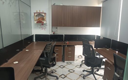 500 sqft fully furnished office space for rent in H Block Sector 63, Noida