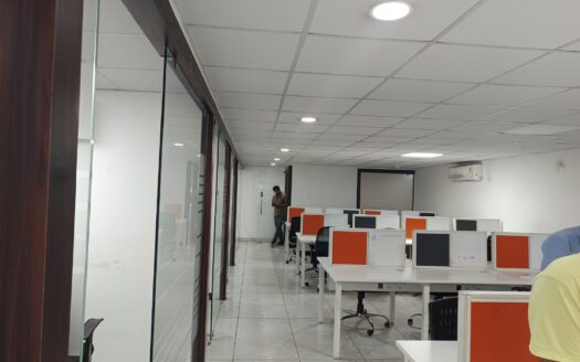 1800 sq ft fully furnished office space in A Block, Sector 63